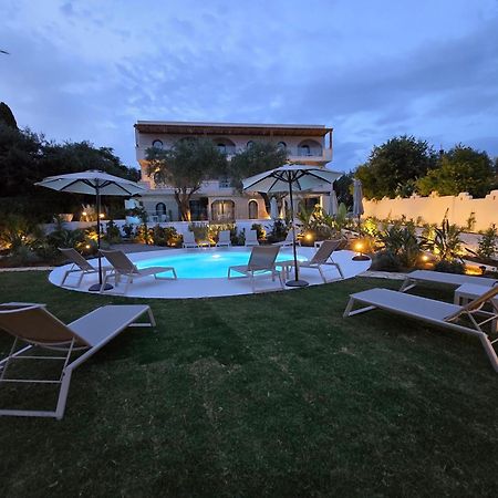 Loadstar Rooms & Suites Kontokali Luaran gambar