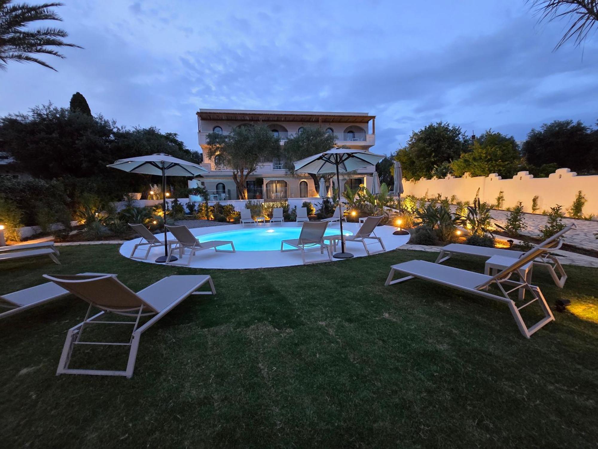 Loadstar Rooms & Suites Kontokali Luaran gambar